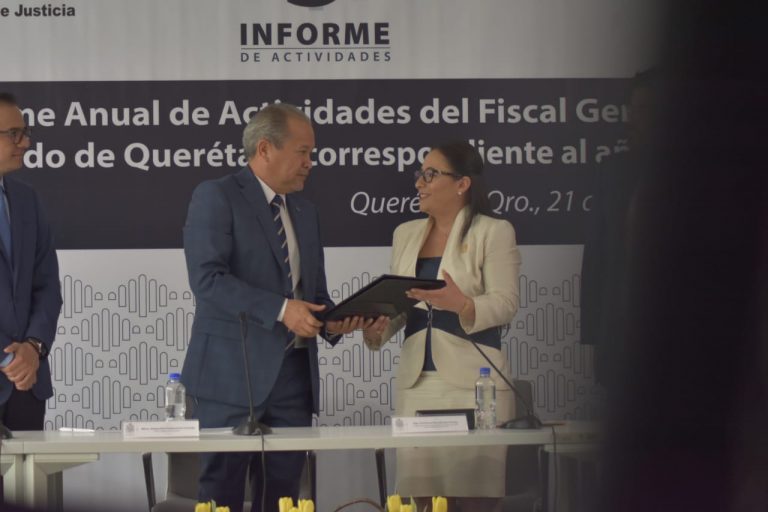 Fiscal General comparece ante Legislatura de Querétaro