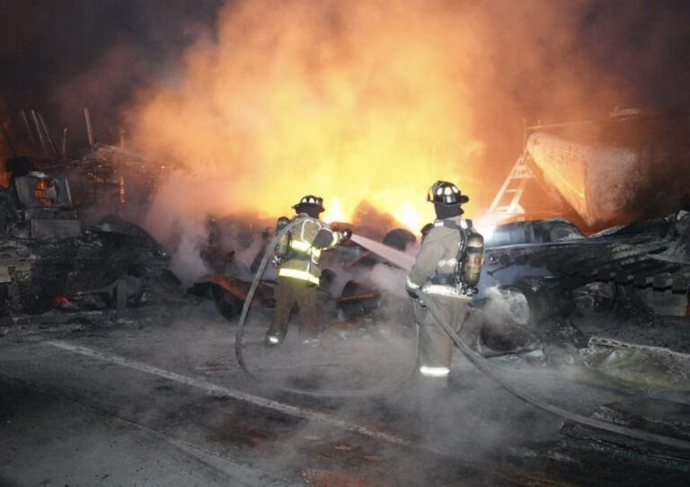 Accidente en la autopista, a la altura de San Juan del Río, Querétaro.