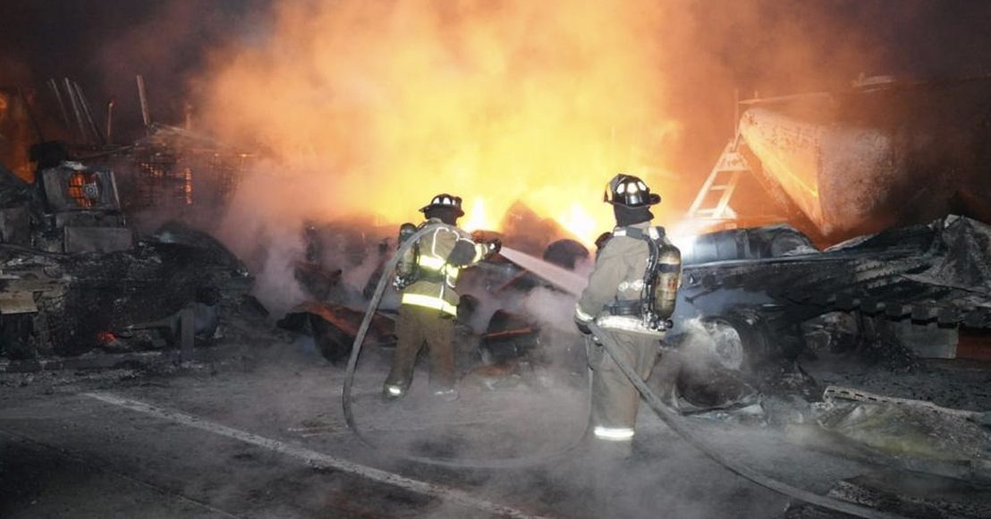 Accidente en la carretera México Querétaro, provocó un incendio.