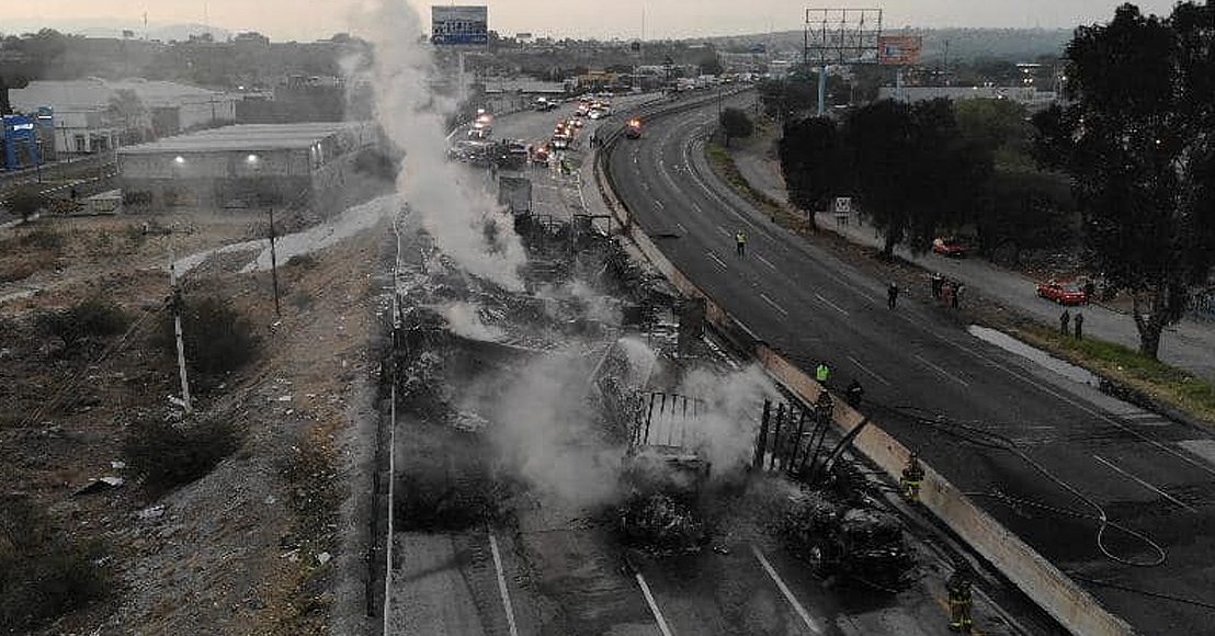 Reportan 8 personas lesionadas por accidente en la carretera México Querétaro
