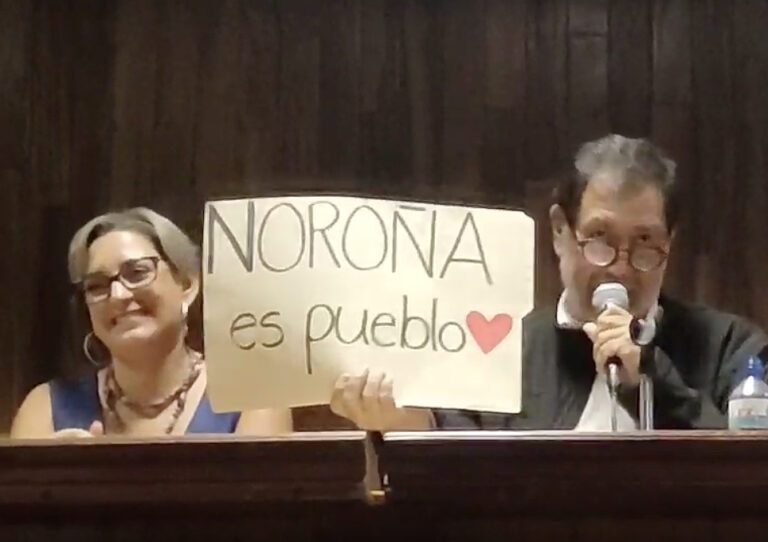 Gerardo Fernández Noroña en la FCPS, de la UAQ.