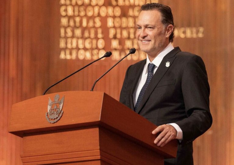 No soy partidario de un Estado empresario, Kuri en su segundo informe de gobierno.