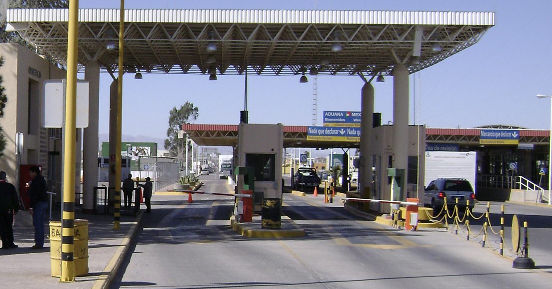 Ajustan tarifas de cobro por usar autopistas y puentes en México