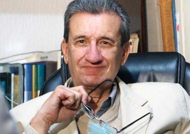 Rafael Loret de Mola, periodista.