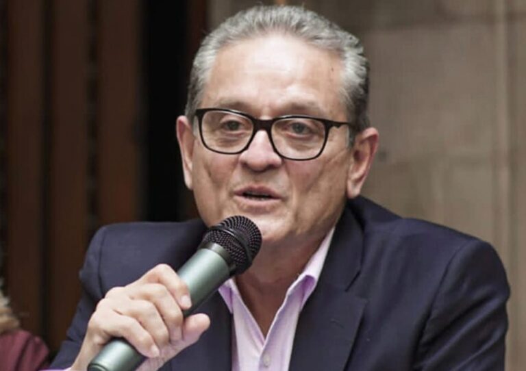 Raúl Iturralde.