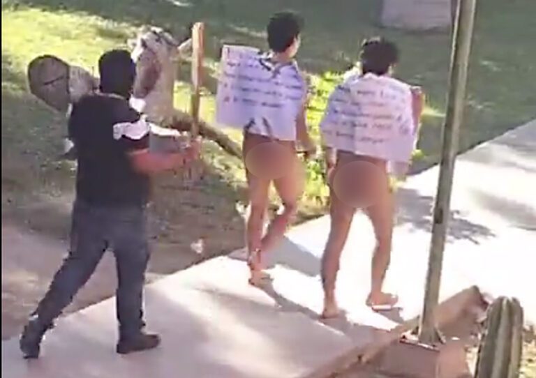 Jóvenes son desnudados, golpeados y exhibidos en Sinaloa