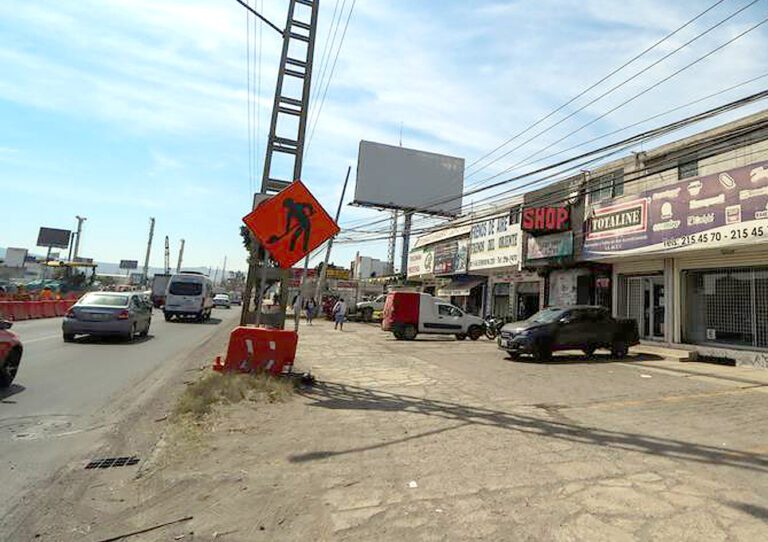 Obras en la avenida 5 de Febrero Querétaro