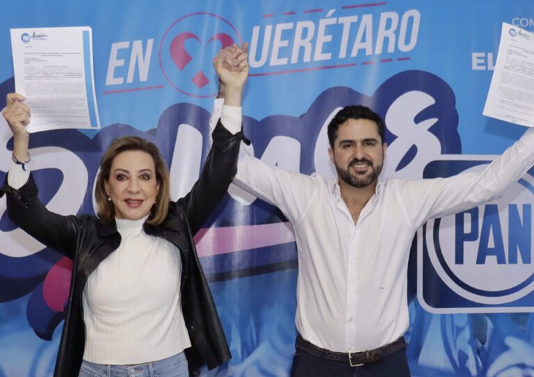 Los candidatos del PAN al Senado de la República: María Guadalupe Murguía Gutiérrez y Agustín Dorantes Lámbarri.