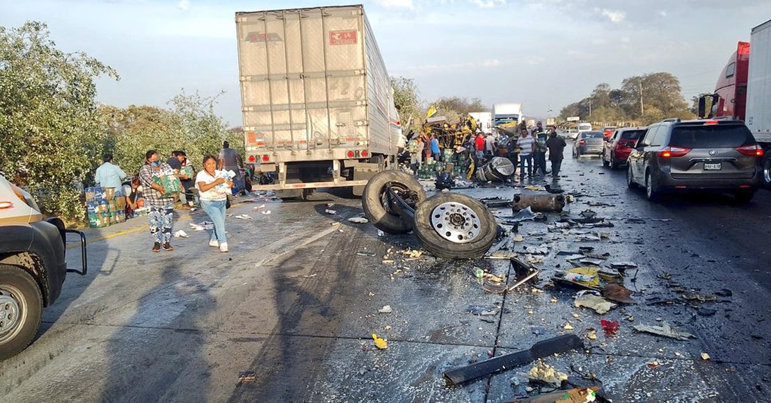 Nuevo accidente en la autopista México Querétaro.