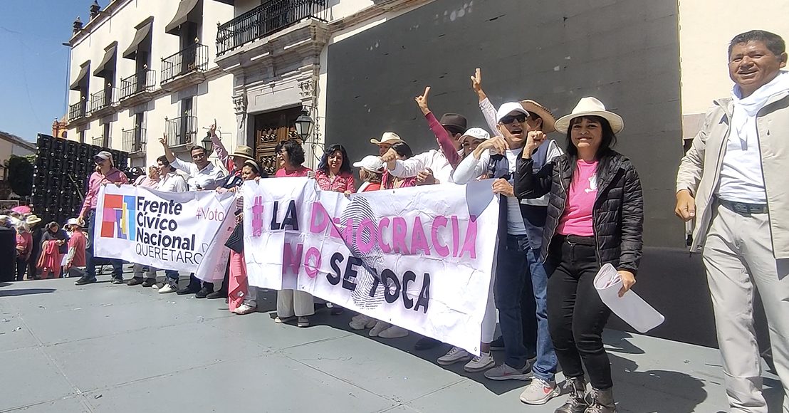 Representantes de organizaciones convocantes a la marcha de este domingo en Querétaro.