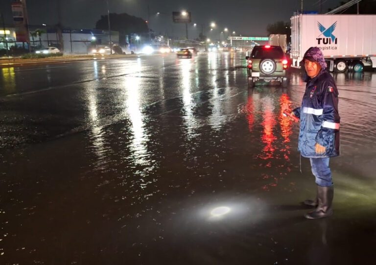 Lluvias en Querétaro Paseo 5F