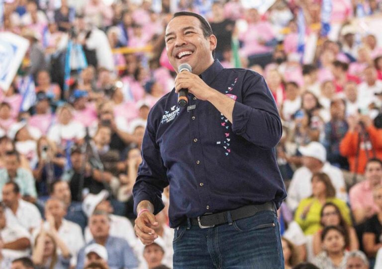 Roberto Carlos Cabrera Valencia, San Juan del Río.