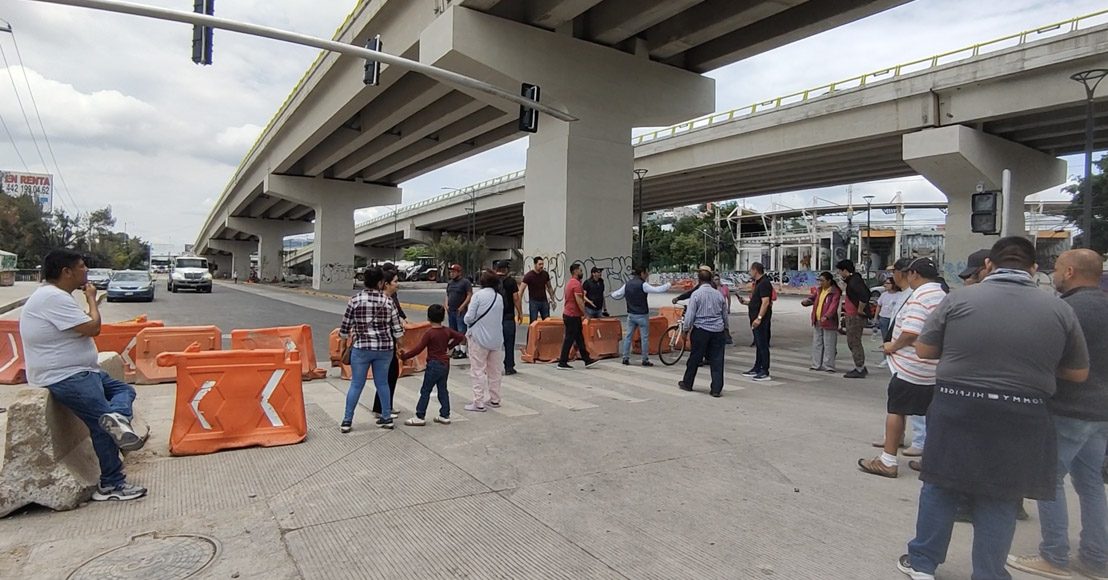 Los dejan sin agua y hasta que protestan, los atienden en Querétaro