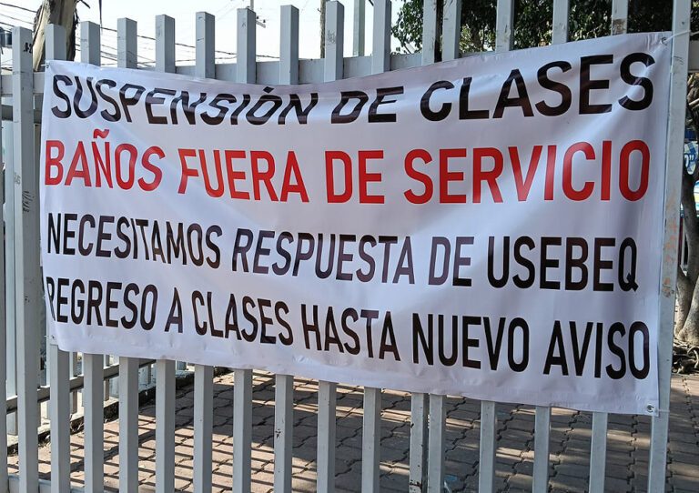 Baños escuelas Querétaro agua