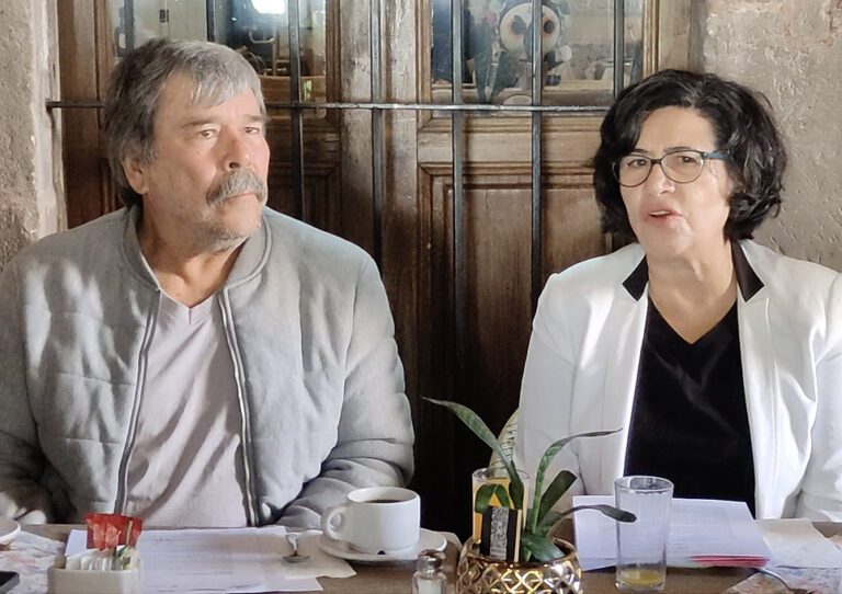 Jerónimo Sánchez y Rosa María Córdova docentes cesados reforma educativa