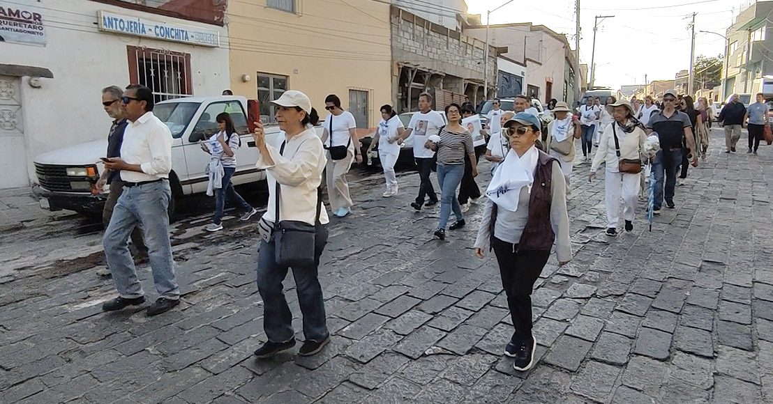 Participantes marcha por la paz Querétaro