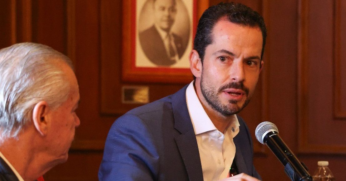 Paul Ospital Acta de nacimiento apellidos