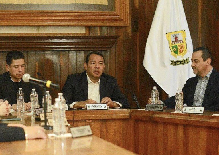 Roberto Carlos Cabrera Valencia, presidente de San Juan del Río