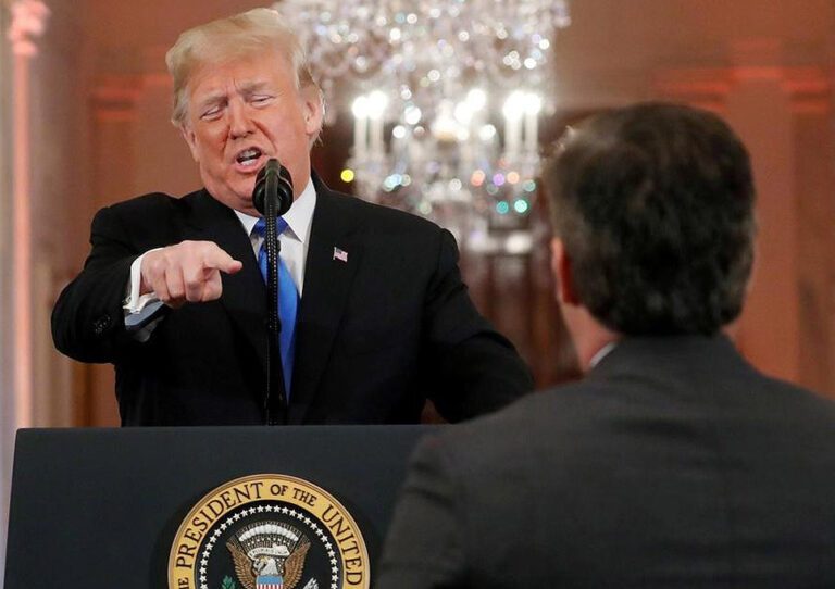 Donald J. Trump Estados Unidos y la prensa