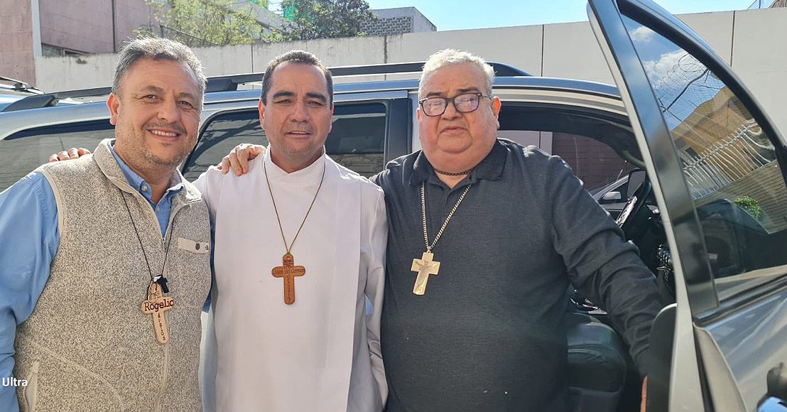 Carlos Garfias Merlos Arquidiócesis de Morelia