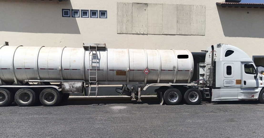Querétaro: Otra de las cisternas de hidrocarburo aseguradas en Corregidora