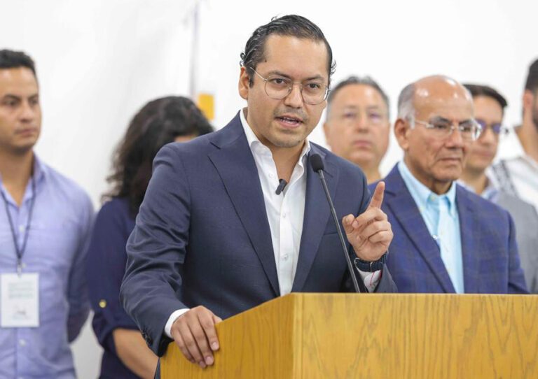 Alcalde de Corregidora Josué David Guerrero Trápala