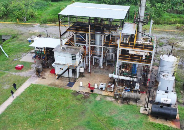 Refinería a pequeña escala en Veracruz operaba de manera ilegal