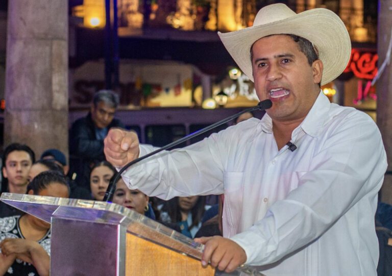 Alcalde de Uruapan, Michoacán.