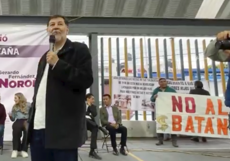 El senador Gerardo Fernández Noroña en Querétaro