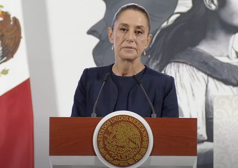 La presidenta Claudia Sheinbaum en su conferencia mañanera de prensa.