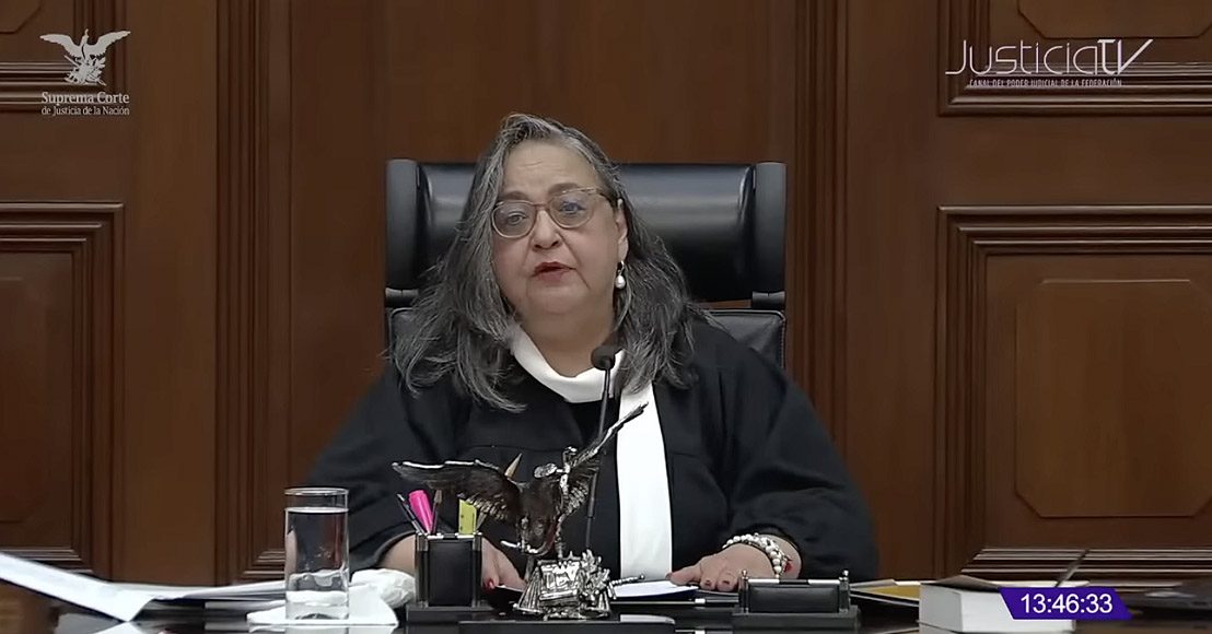 México: Despiden a integrantes de la Corte con vítores y aplausos; también con expresiones de repudio