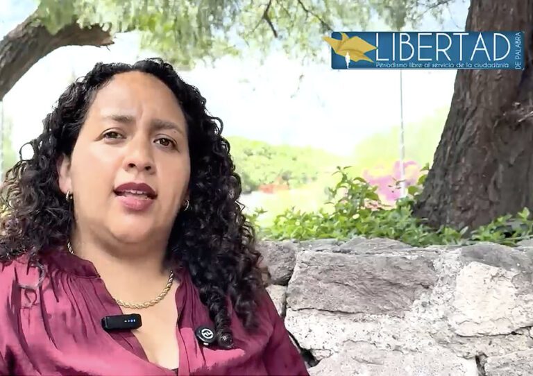 Agua en Cadereyta de Montes, Astrid Ortega