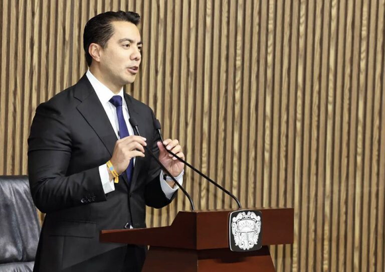Informe del alcalde de Querétaro, Felipe Fernando Macías Olvera