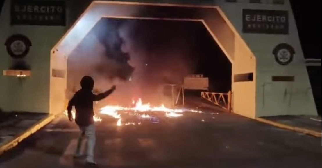 México: Protestan en cuartel militar tras presunta agresión sexual a una niña en Cozumel