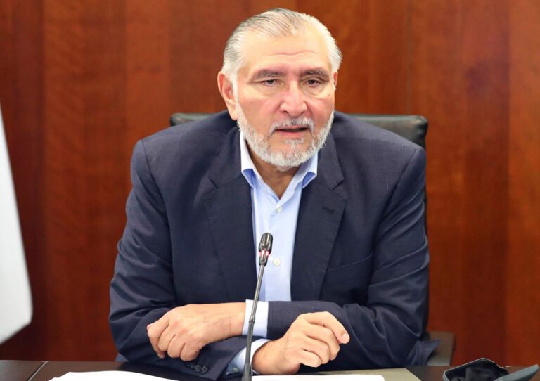Coordinador Adán Augusto López Hernández