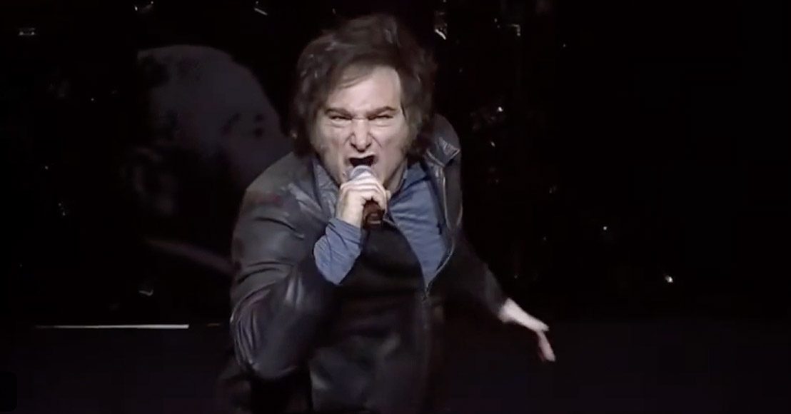 En medio de la crisis económica, presidente de Argentina protagoniza concierto de rock