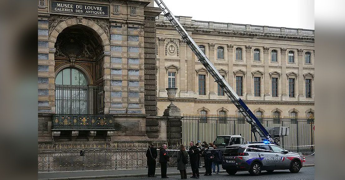 Francia: Robo exprés en el Louvre sustraen joyas napoleónicas