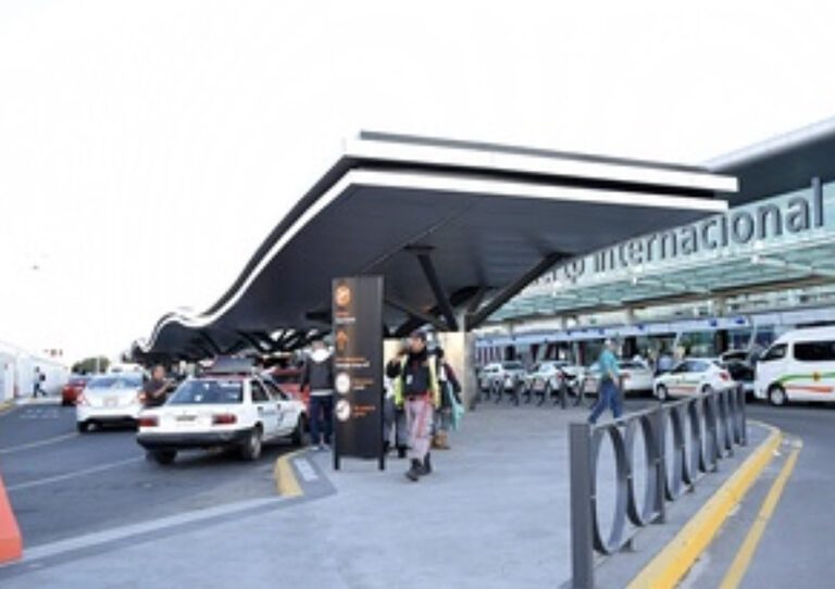 El aeropuerto Internacional de Guadalajara, México
