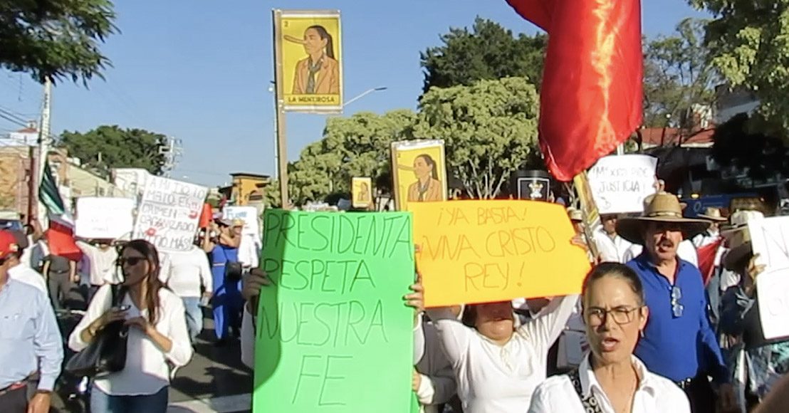 Querétaro: Consignas en la marcha contra Claudia Sheinbaum