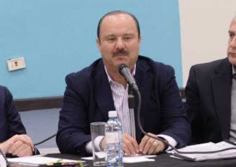 Detienen al exgobernador César Duarte