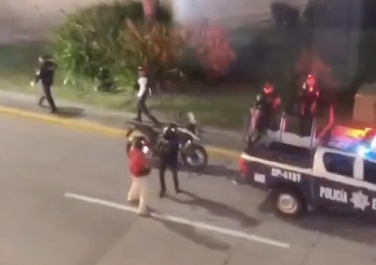 México: Policía Estatal de Veracruz agrede a periodista
