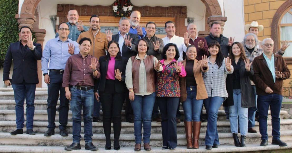 Querétaro: Reaparece Chema Tapia en reunión de integrantes de la Cuarta Transformación