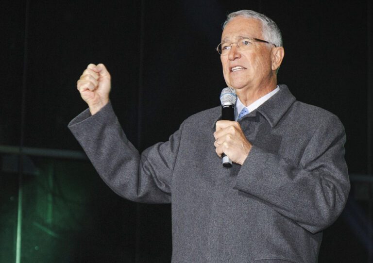 Ricardo Salinas Pliego impuestos SAT