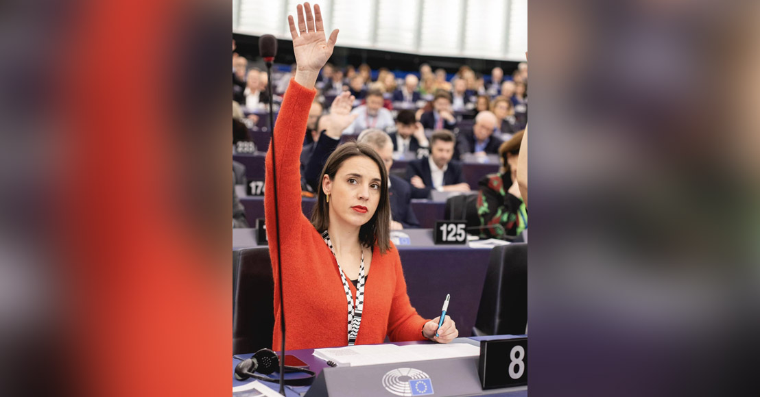Acusa eurodiputada a Europa de ponerse a los pies de Trump