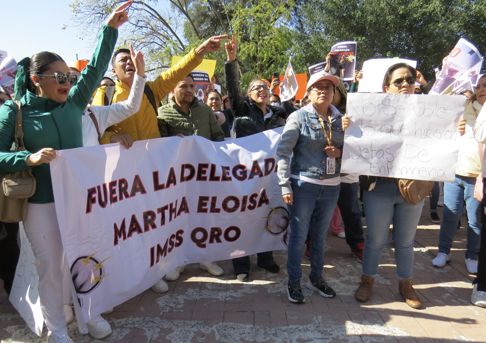 Querétaro: Fuera la delegada Martha Eloísa del IMSS