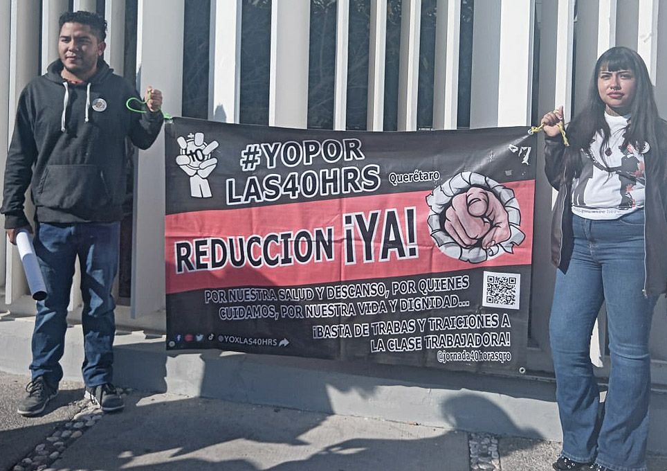 Querétaro: Protesta de integrantes del Frente por las 40 horas en el Congreso