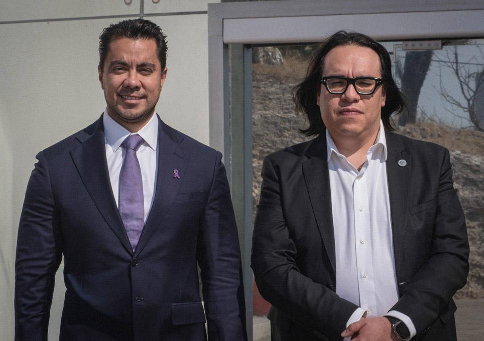 El alcalde Felipe Fernando Macías Olvera y el fiscal Víctor Antonio de Jesús Hernández