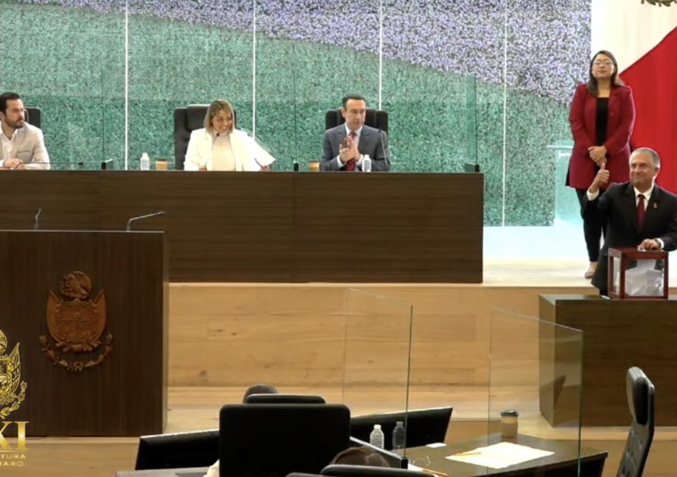 El pleno de la Legislatura de Querétaro elige a nuevo presidente de Mesa Directiva