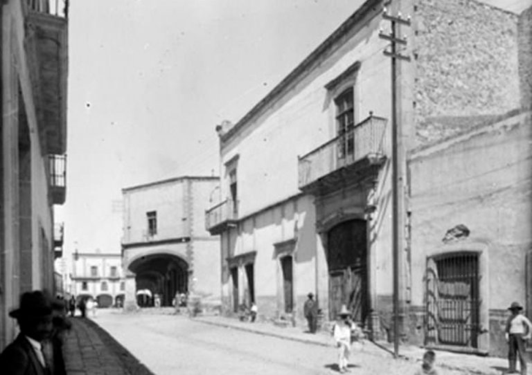 Adiós, Pasteur Sur 36 / II