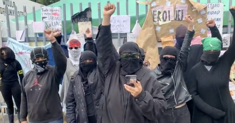 ¡Hasta que la dignidad se haga costumbre!, el grito en la UAQ